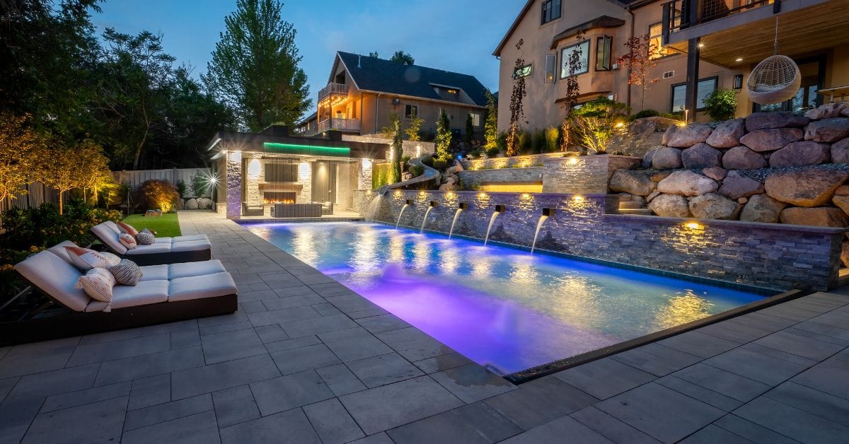 Modern Lighting Ideas for Nighttime Swimming