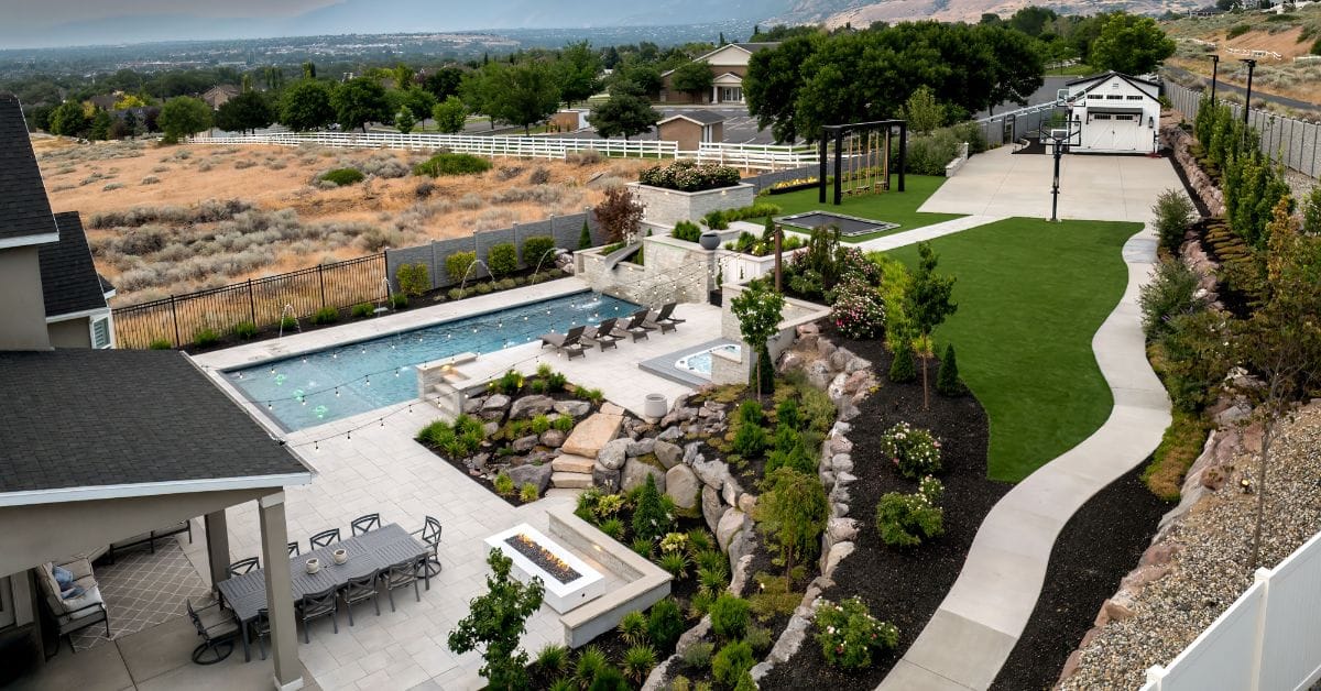 How To Create a Grand Entrance With Hardscape