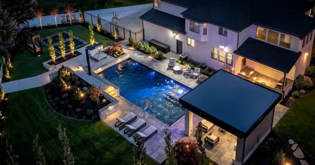 How Custom Pergolas Will Add Shade and Style