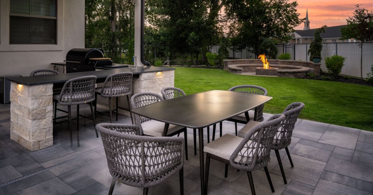 10 Outdoor Kitchen Ideas for Luxury Entertaining