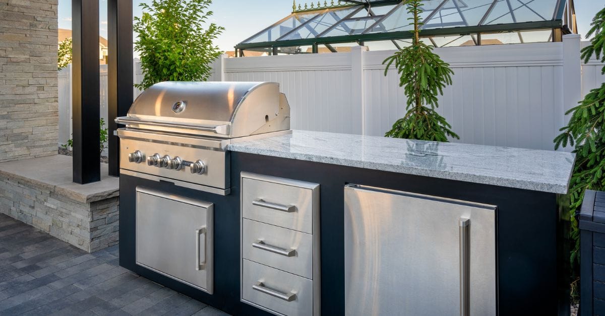 10 Outdoor Kitchen Ideas for Luxury Entertaining