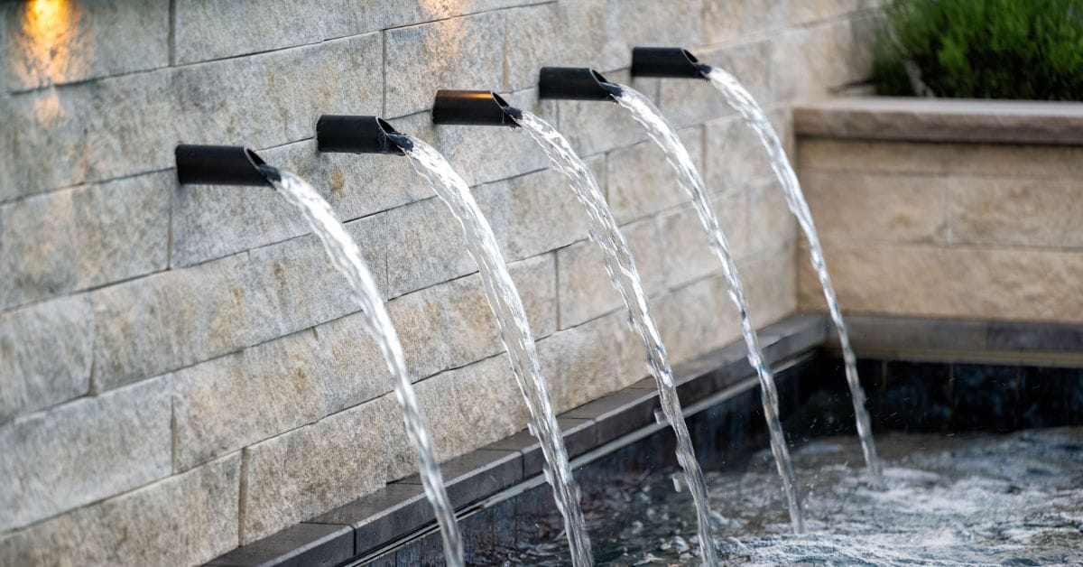 7 Custom Masonry Ideas for Lavish Outdoor Areas